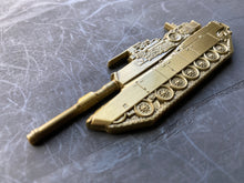 Load image into Gallery viewer, ARMY - 1st Cavalry Division - First Team - Challenge Coin