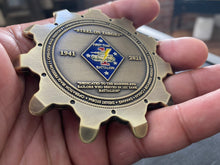 Load image into Gallery viewer, 1st Tank Battalion - Farewell Gift to 1st Marine Division - Challenge Coin