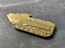 Load image into Gallery viewer, 3D Assault Amphibian Battalion - Gators - 3rd AABn - YAT YAS Challenge Coin