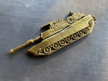 Load image into Gallery viewer, 4th Tank Battalion - 53 Days - Challenge Coin
